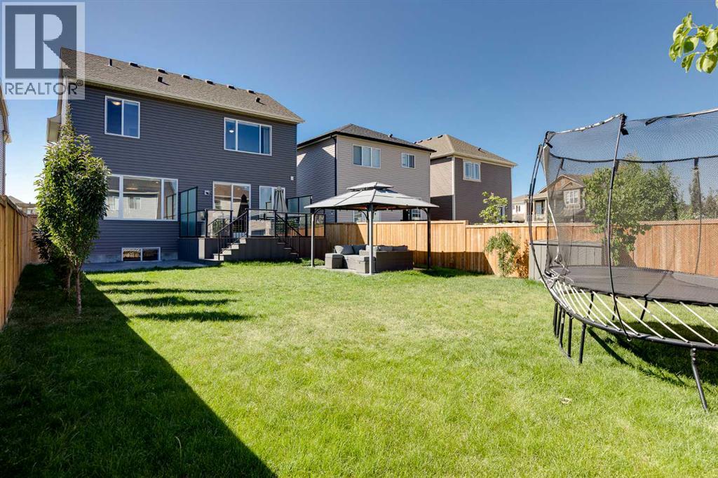 208 Osborne Green SW, Airdrie, Alberta  T4B 5E4 - Photo 38 - A2334428