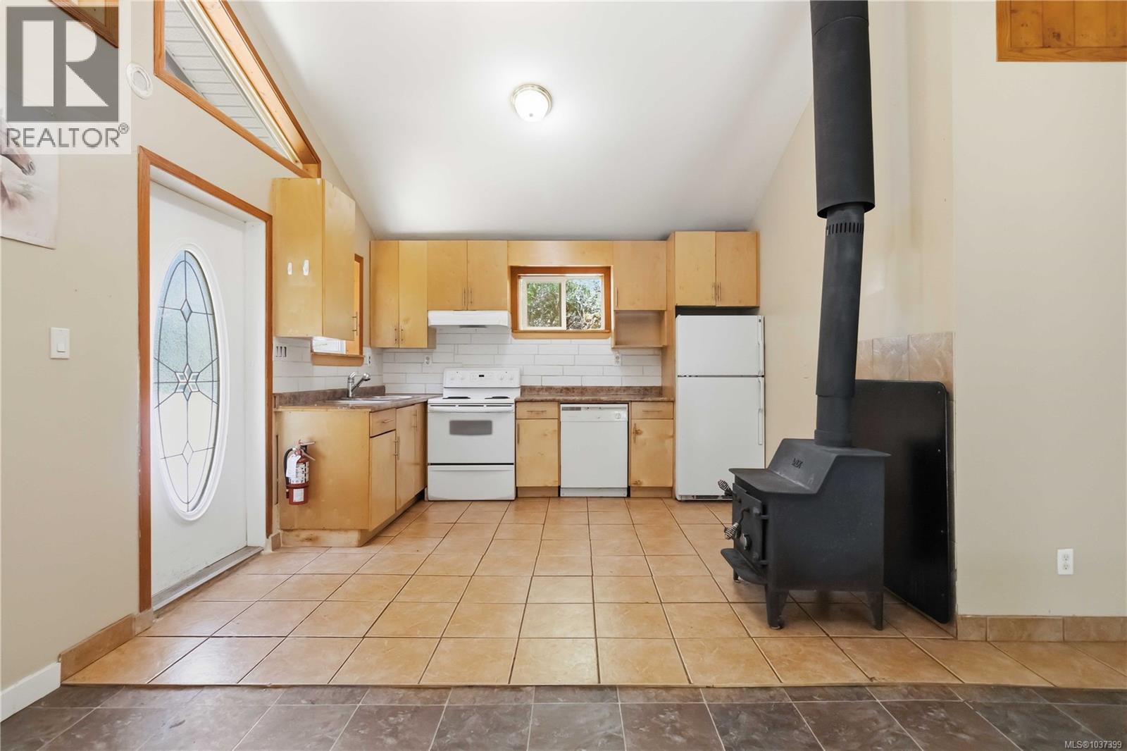 821 Seedtree Rd, Sooke, British Columbia  V9Z 1C2 - Photo 12 - 1037399