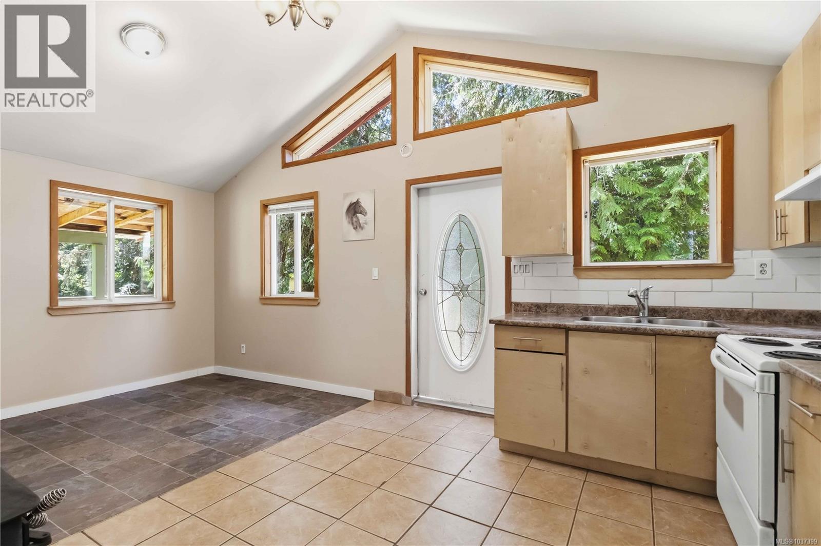 821 Seedtree Rd, Sooke, British Columbia  V9Z 1C2 - Photo 11 - 1037399