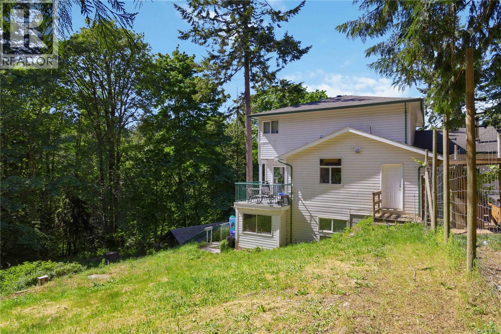 821 Seedtree Rd, Sooke, British Columbia  V9Z 1C2 - Photo 3 - 1037399