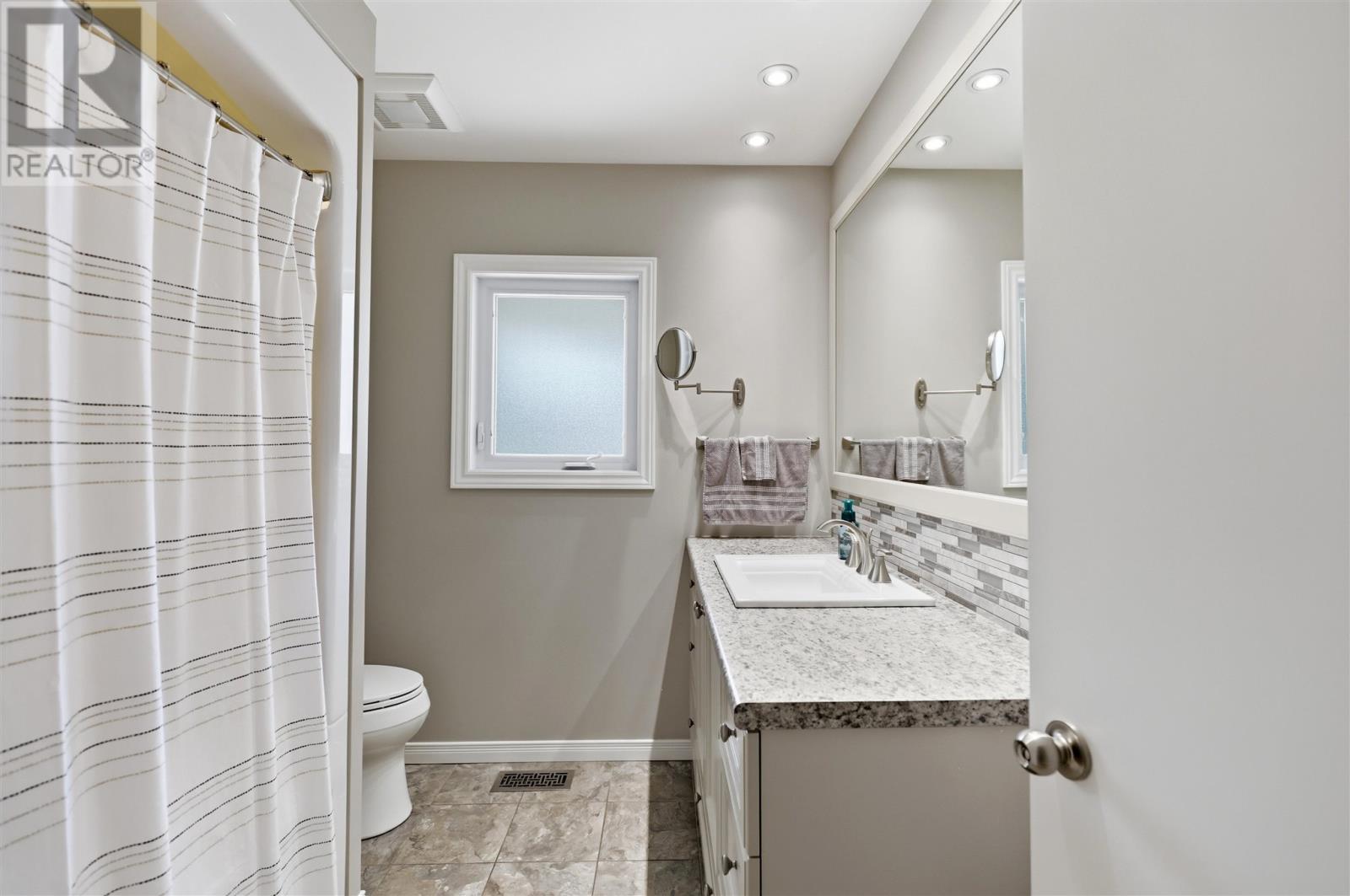 10 Thorneloe Cres, Sault Ste. Marie, Ontario  P6A 4J3 - Photo 25 - SM262162
