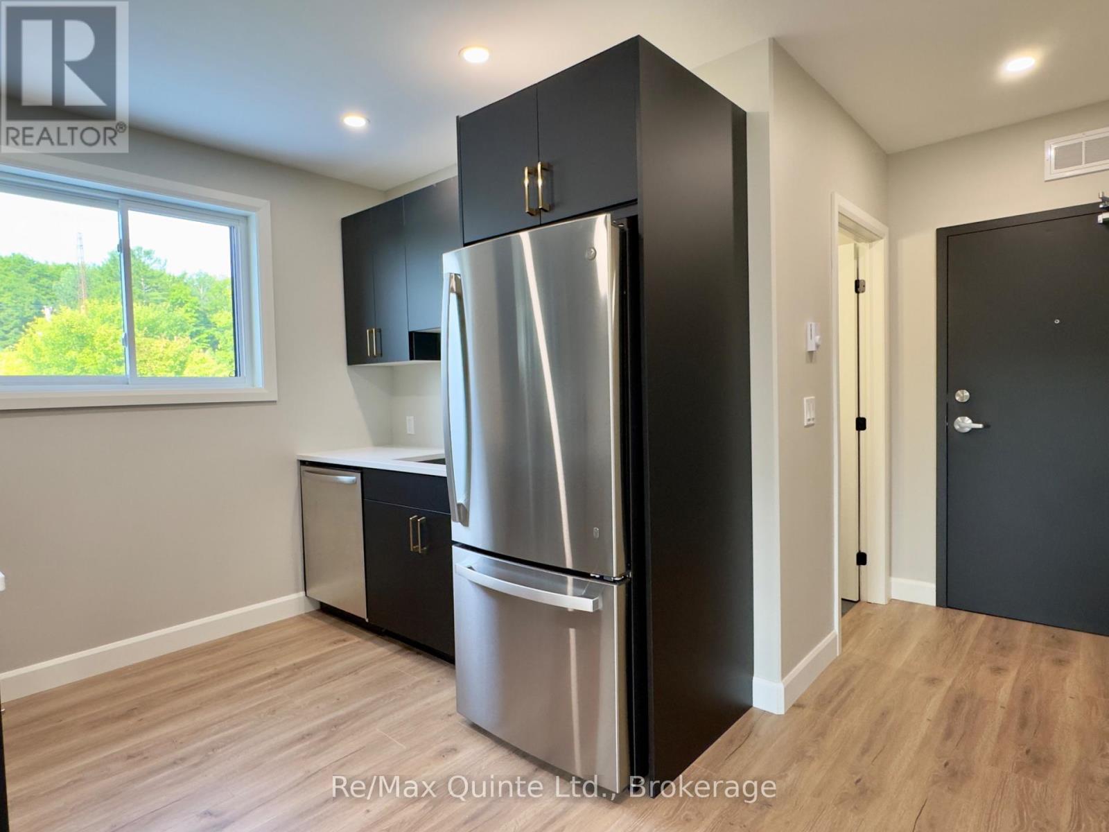 4 - 330 Victoria Street, Tweed, Ontario  K0K 3J0 - Photo 2 - X13671814