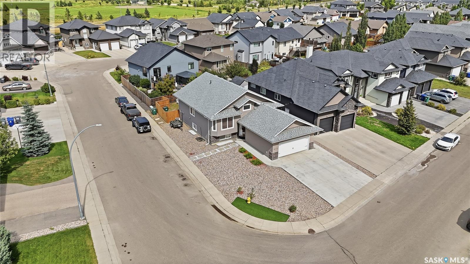 455 Hastings Crescent, Saskatoon, Saskatchewan S7V 0C8 - Photo 3 - SK045273