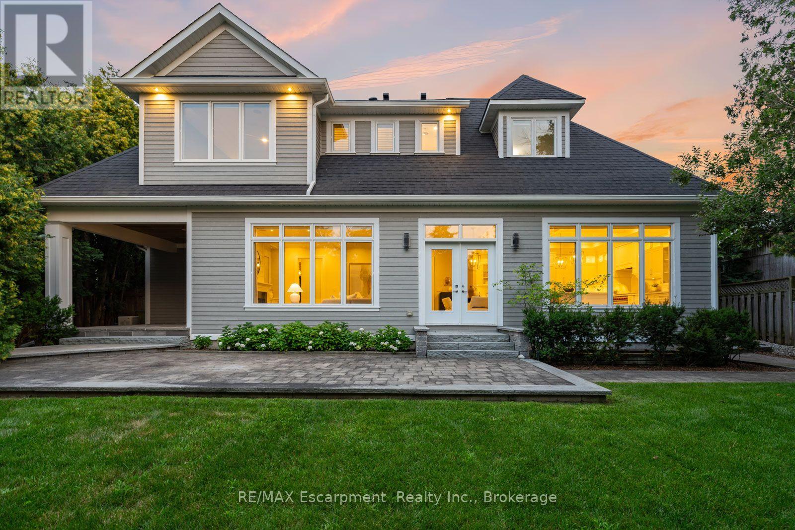 1077 Bridge Road, Oakville, Ontario  L6L 2B6 - Photo 46 - W13598106