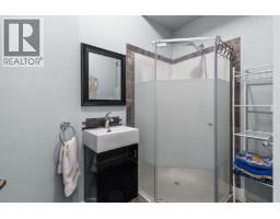 546 Gowen Place, Kelowna, British Columbia  V1W 5B4 - Photo 27 - 10396808