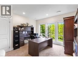 546 Gowen Place, Kelowna, British Columbia  V1W 5B4 - Photo 40 - 10396808