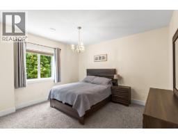546 Gowen Place, Kelowna, British Columbia  V1W 5B4 - Photo 36 - 10396808