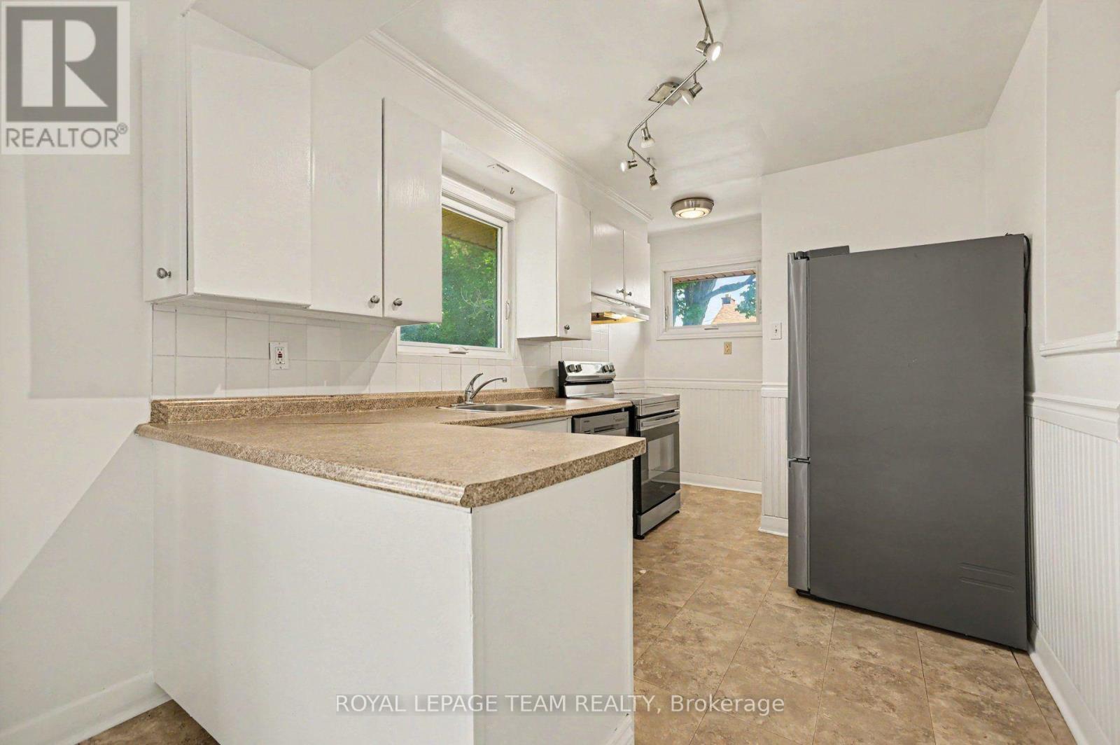 3 Donna Street, Ottawa, Ontario  K2G 2V5 - Photo 14 - X13671816