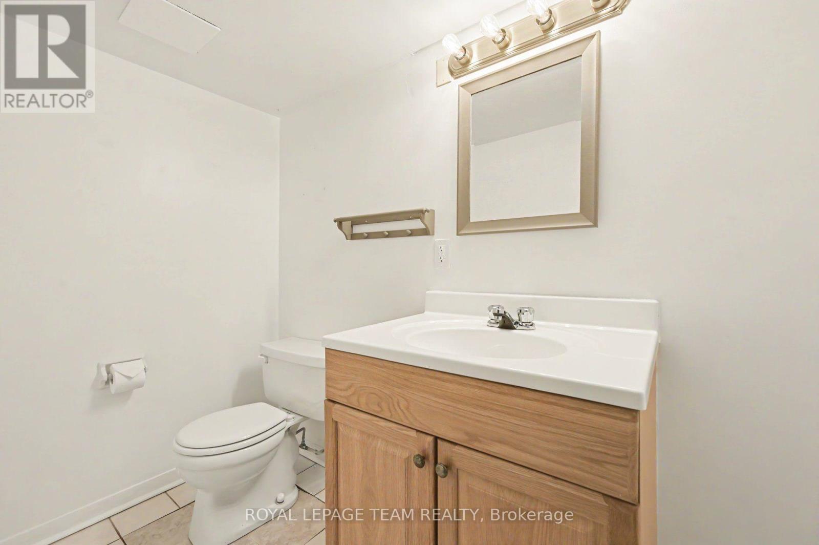 3 Donna Street, Ottawa, Ontario  K2G 2V5 - Photo 34 - X13671816