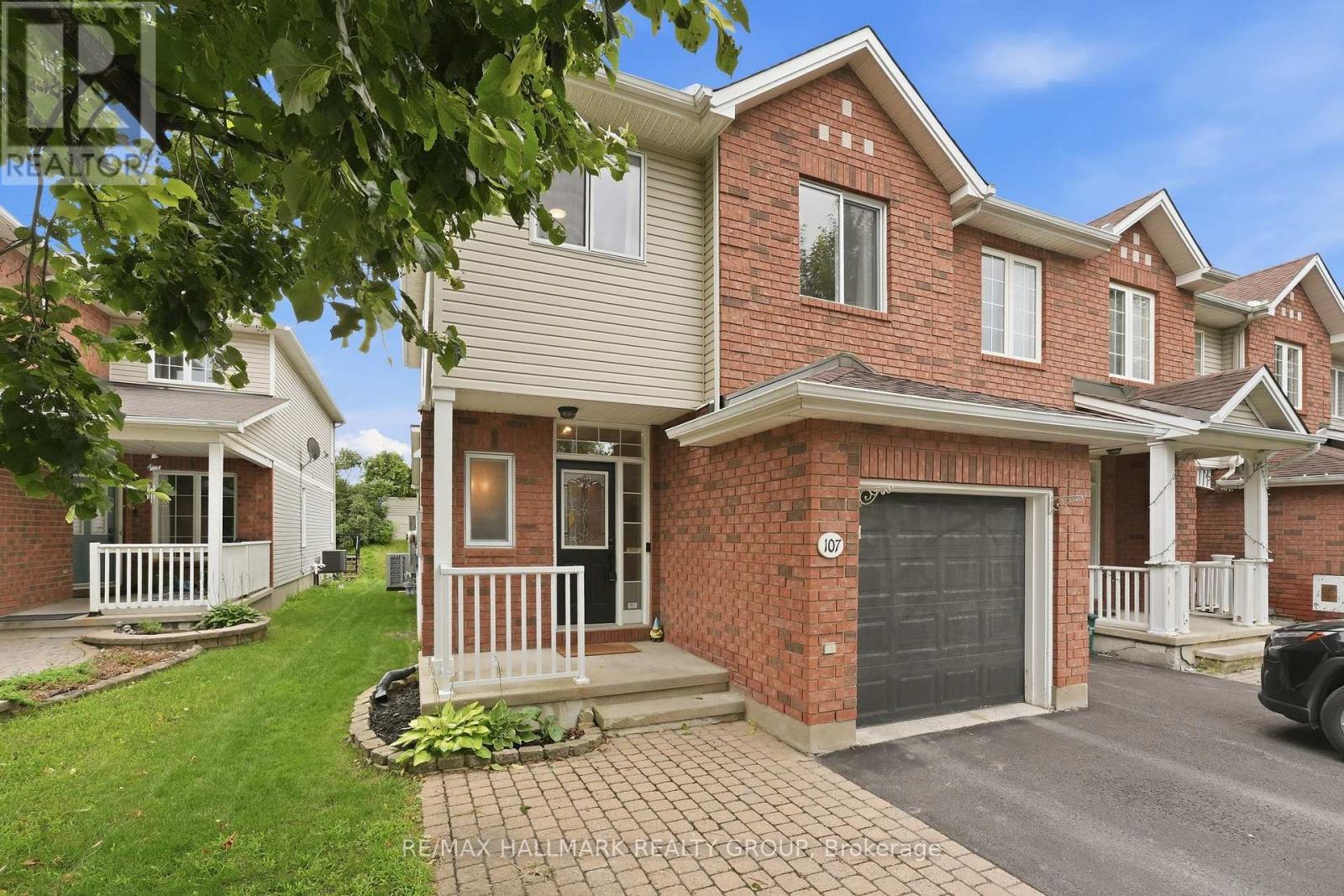 107 Bishops Mills Way, Ottawa, Ontario  K2K 3C2 - Photo 2 - X13671844