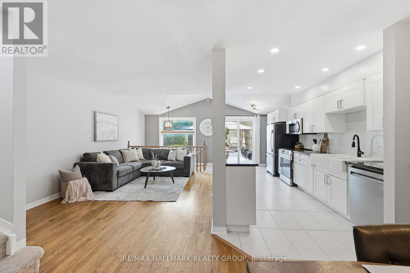 107 Bishops Mills Way, Ottawa, Ontario  K2K 3C2 - Photo 7 - X13671844