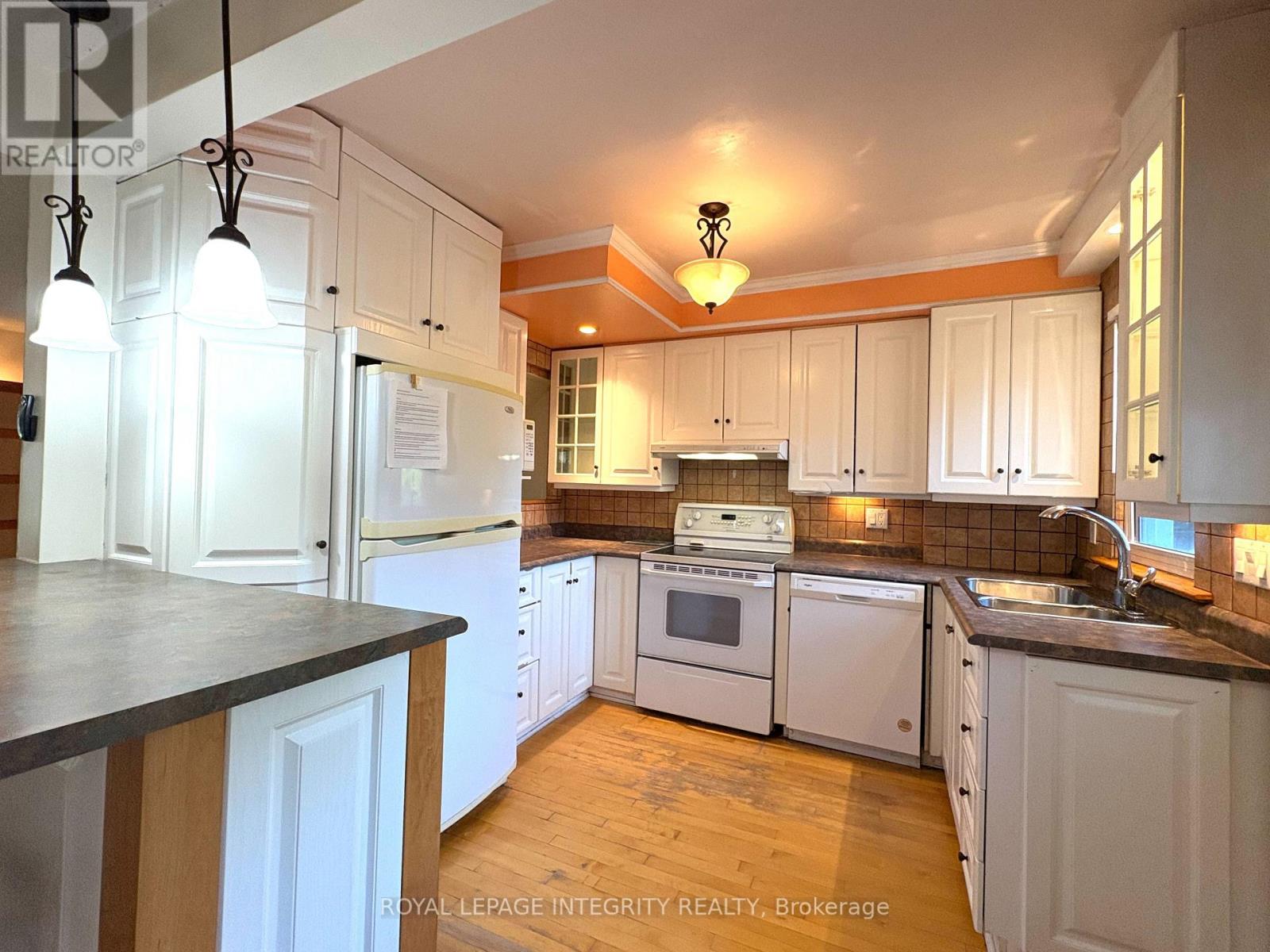 1222 Dorchester Avenue, Ottawa, Ontario  K1Z 8E4 - Photo 16 - X13671920