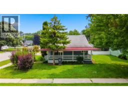 641 MAPLE AVENUE, Sarnia, Ontario