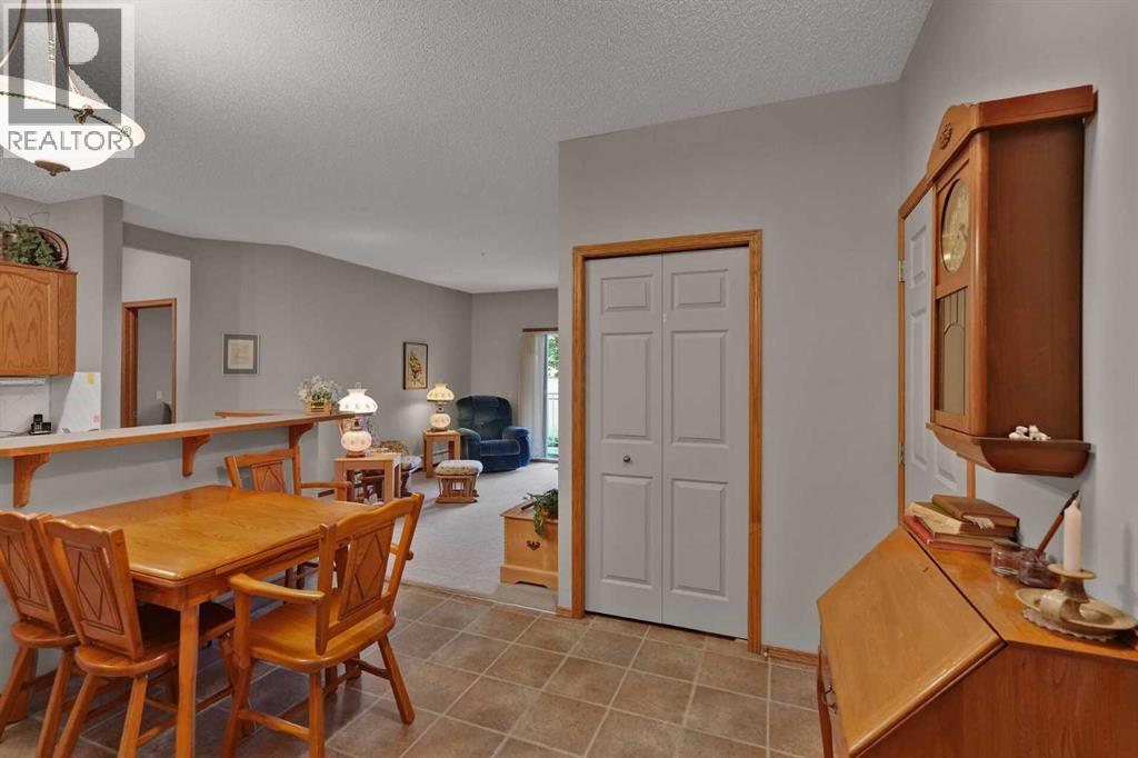 115, 72 Quigley Drive, Cochrane, Alberta  T4C 2K6 - Photo 8 - A2335665
