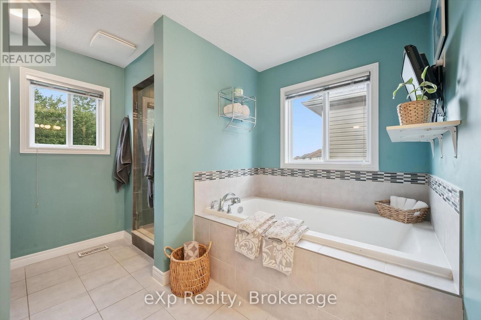 41 Westra Drive, Guelph, Ontario  N1K 0B4 - Photo 24 - X13672036