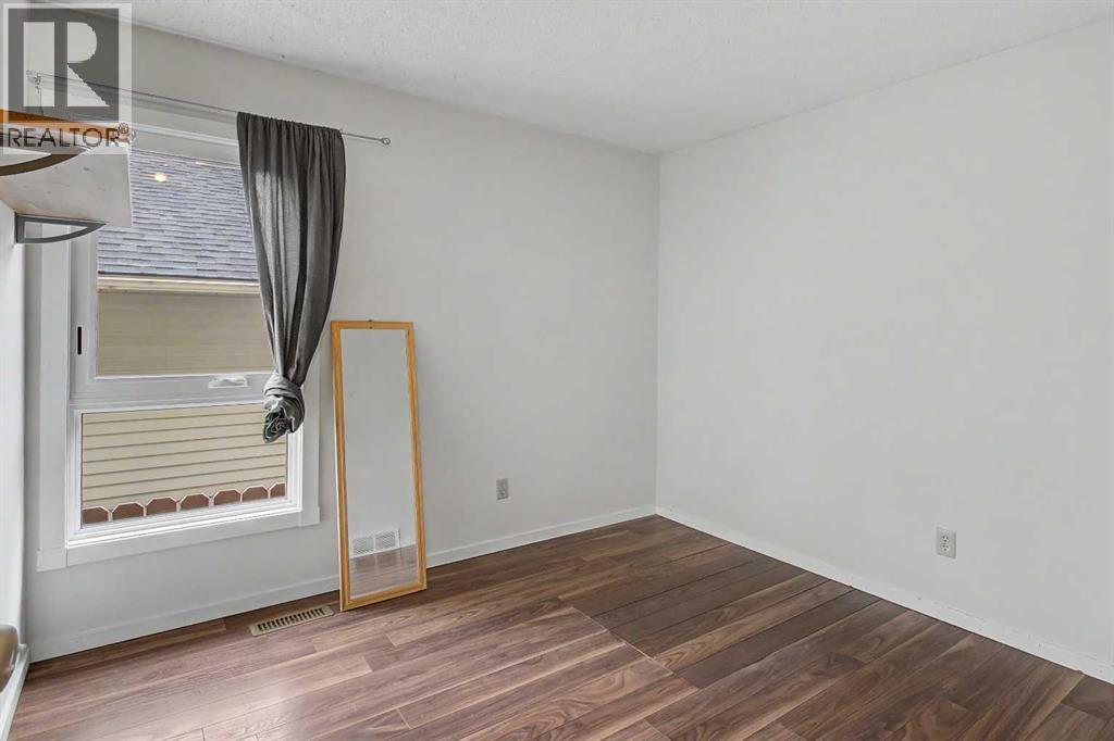 115 Mckenna Crescent SE, Calgary, Alberta  T2Y 1Y2 - Photo 20 - A2336059