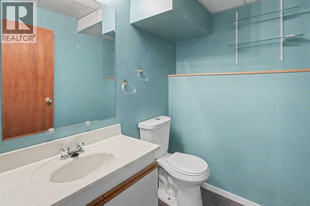 115 Mckenna Crescent SE, Calgary, Alberta  T2Y 1Y2 - Photo 26 - A2336059