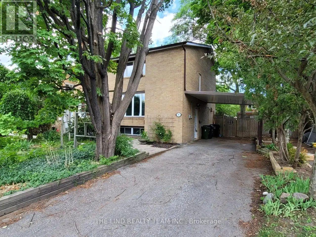 95 Overland Drive, Toronto, Ontario  M3C 2C3 - Photo 1 - C13671806