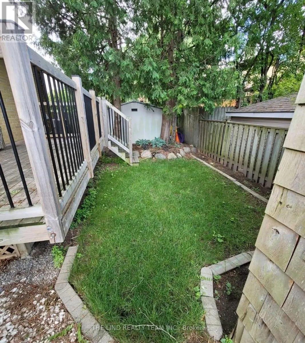 95 Overland Drive, Toronto, Ontario  M3C 2C3 - Photo 15 - C13671806