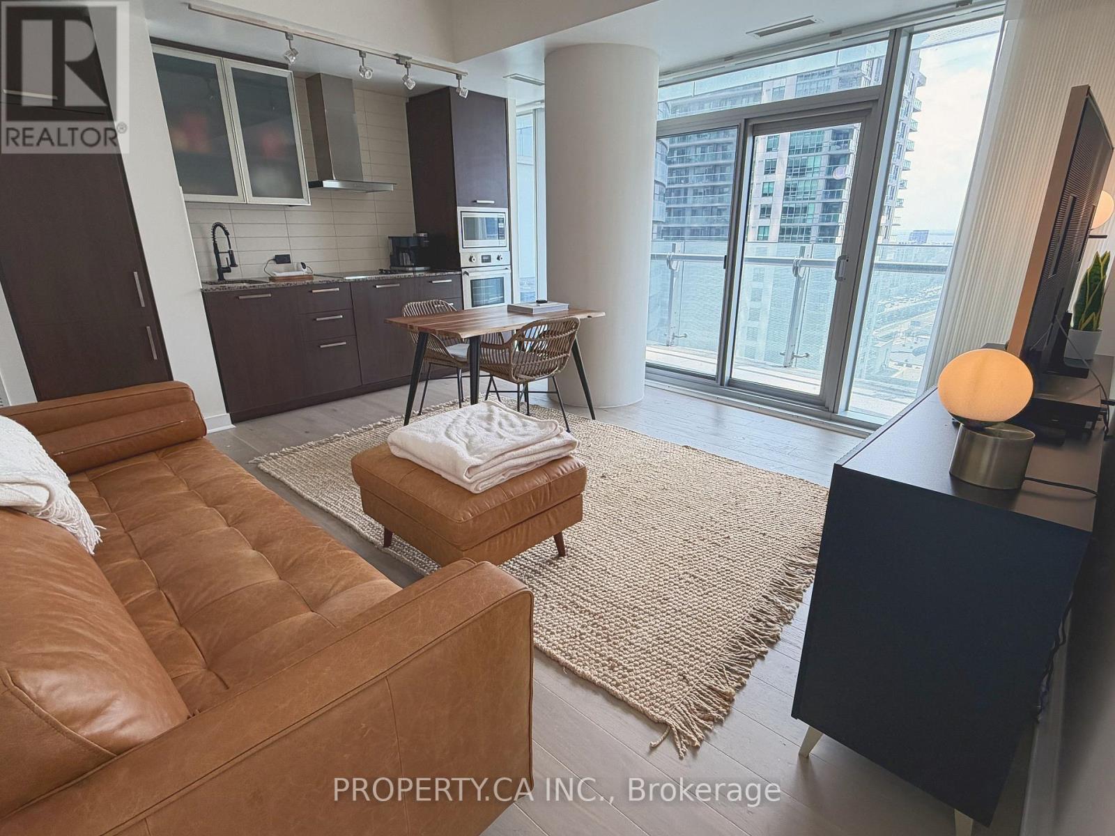 2308 - 14 York Street, Toronto, Ontario  M5J 0A9 - Photo 2 - C13671894