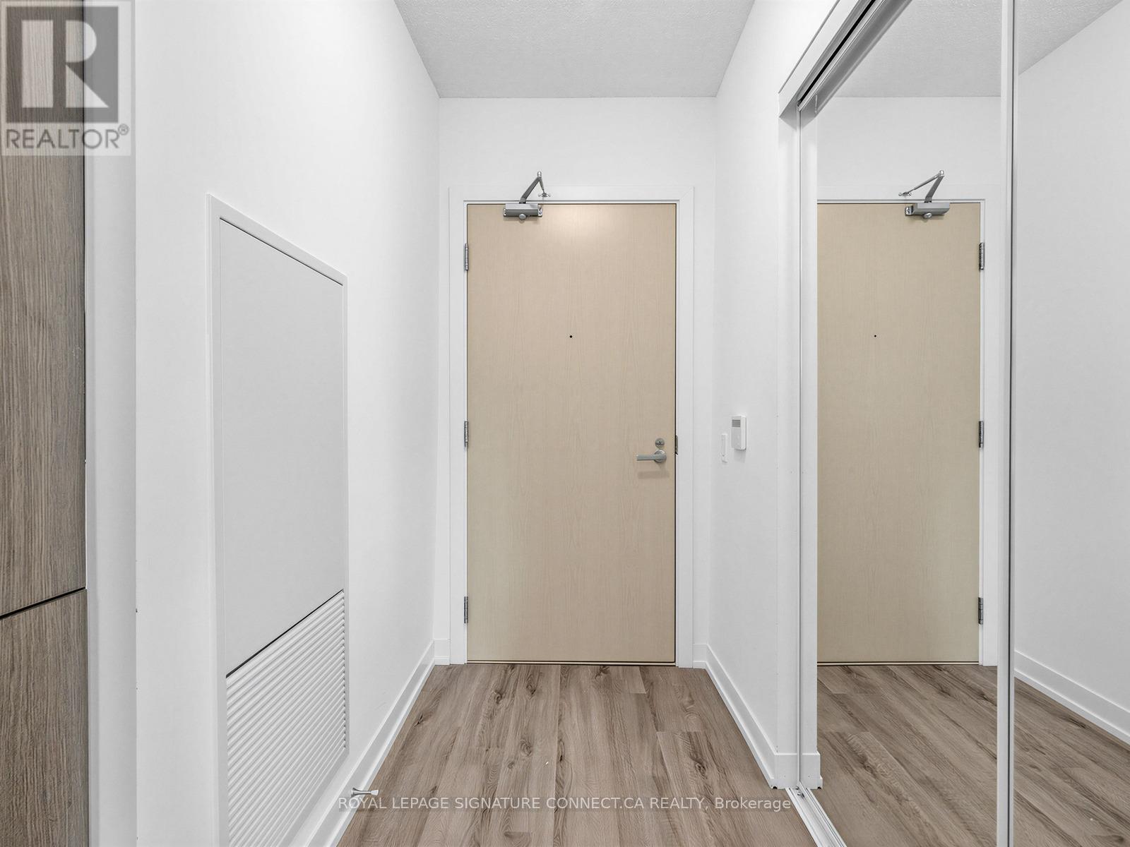 805 - 138 Downes Street, Toronto, Ontario  M5E 0E4 - Photo 3 - C13671978