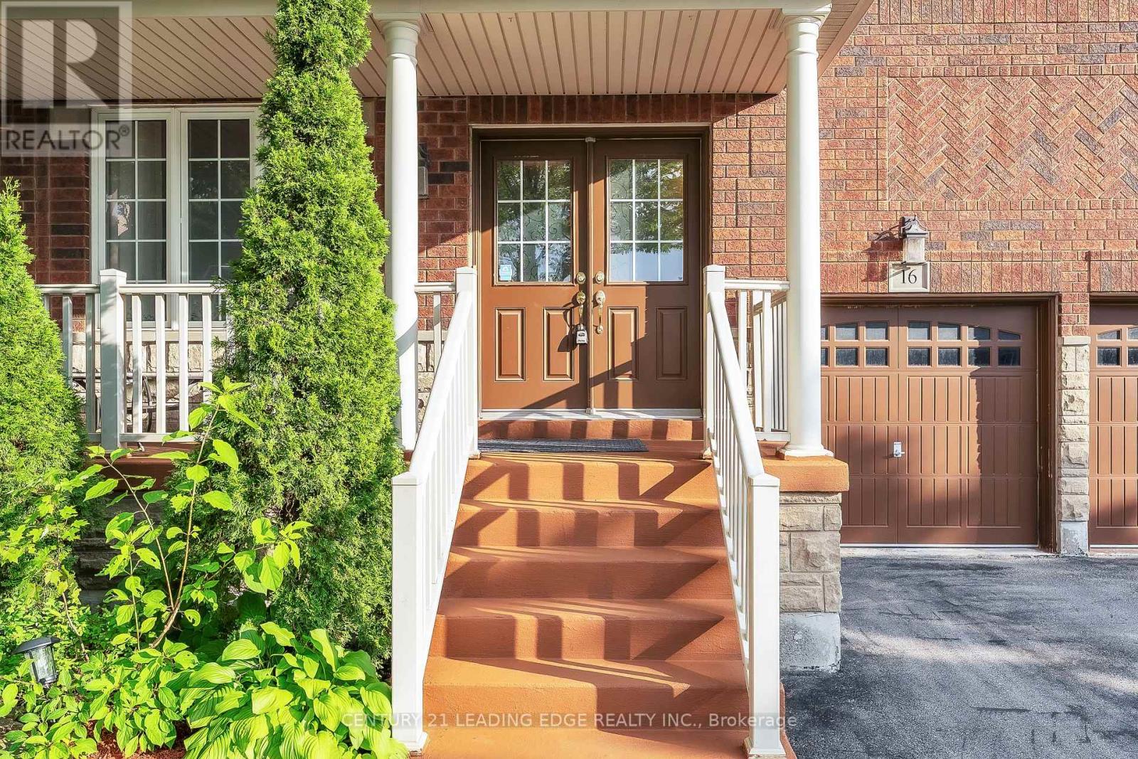 16 Bicknell Court, Ajax, Ontario  L1T 0G3 - Photo 3 - E13671868