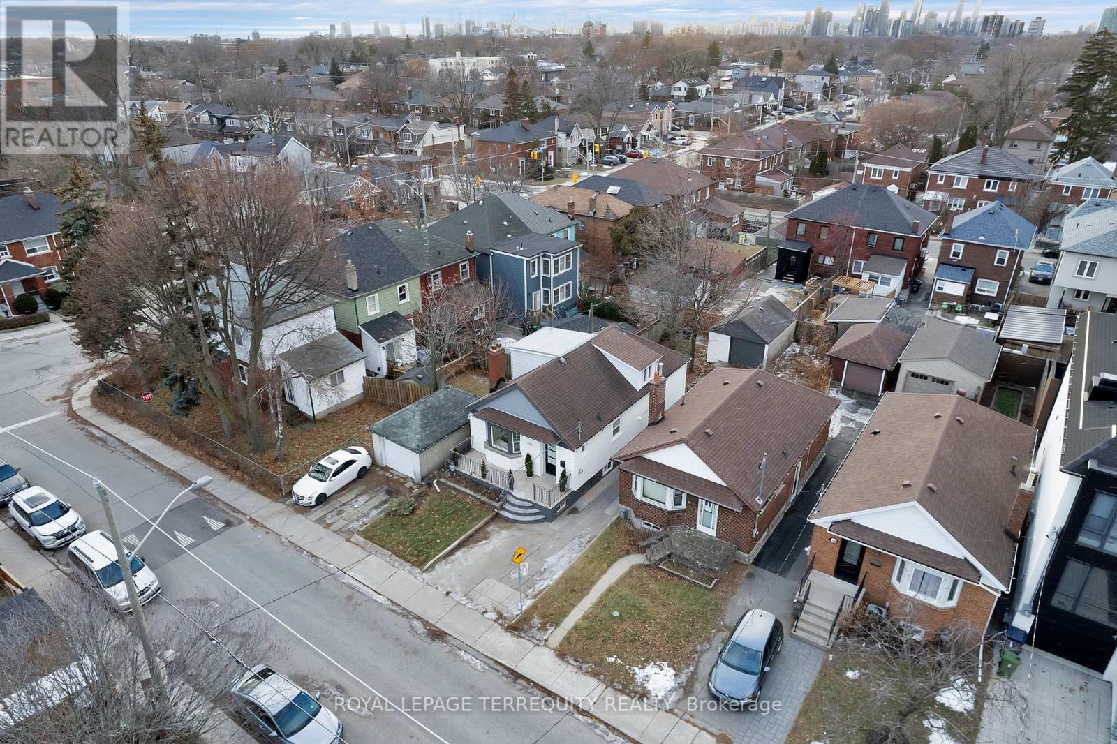 40 Leroy Avenue, Toronto, Ontario  M4J 4G8 - Photo 45 - E13671958