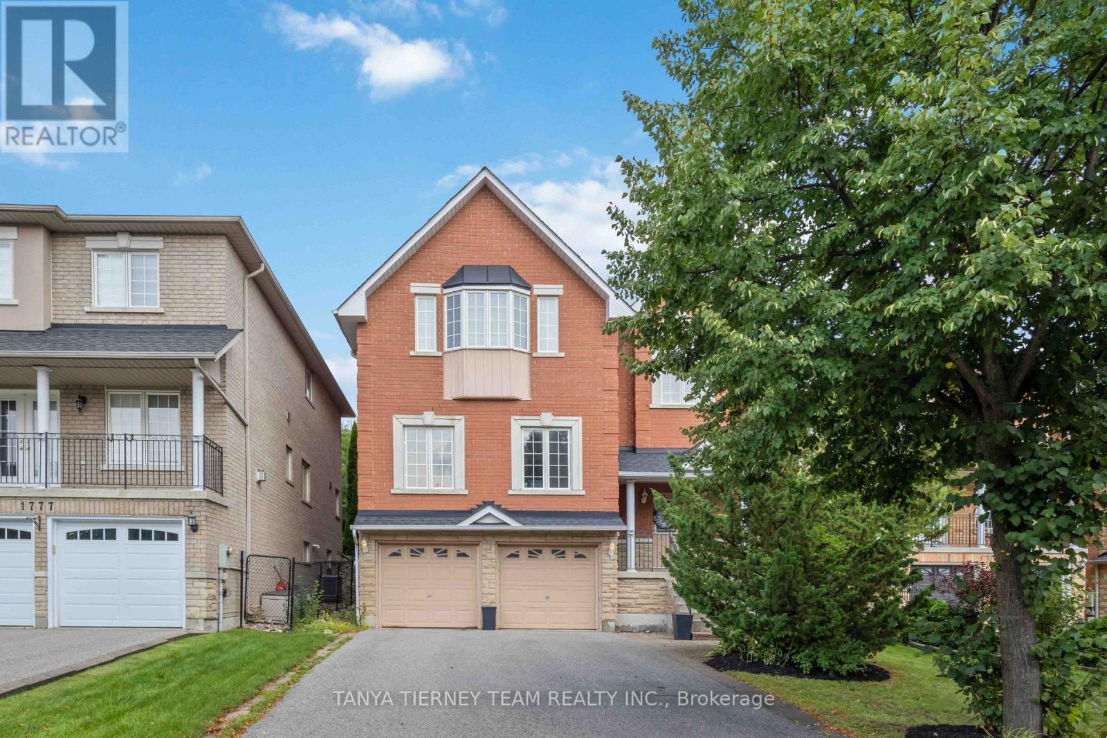 1775 Spartan Court, Pickering, Ontario  L1V 7G6 - Photo 2 - E13671968