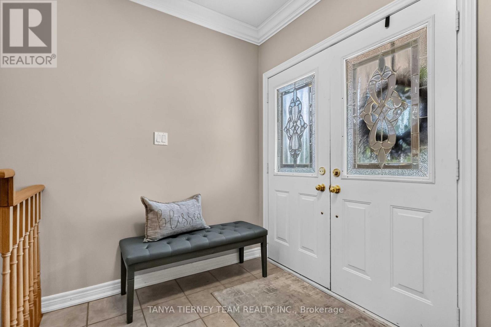 1775 Spartan Court, Pickering, Ontario  L1V 7G6 - Photo 5 - E13671968