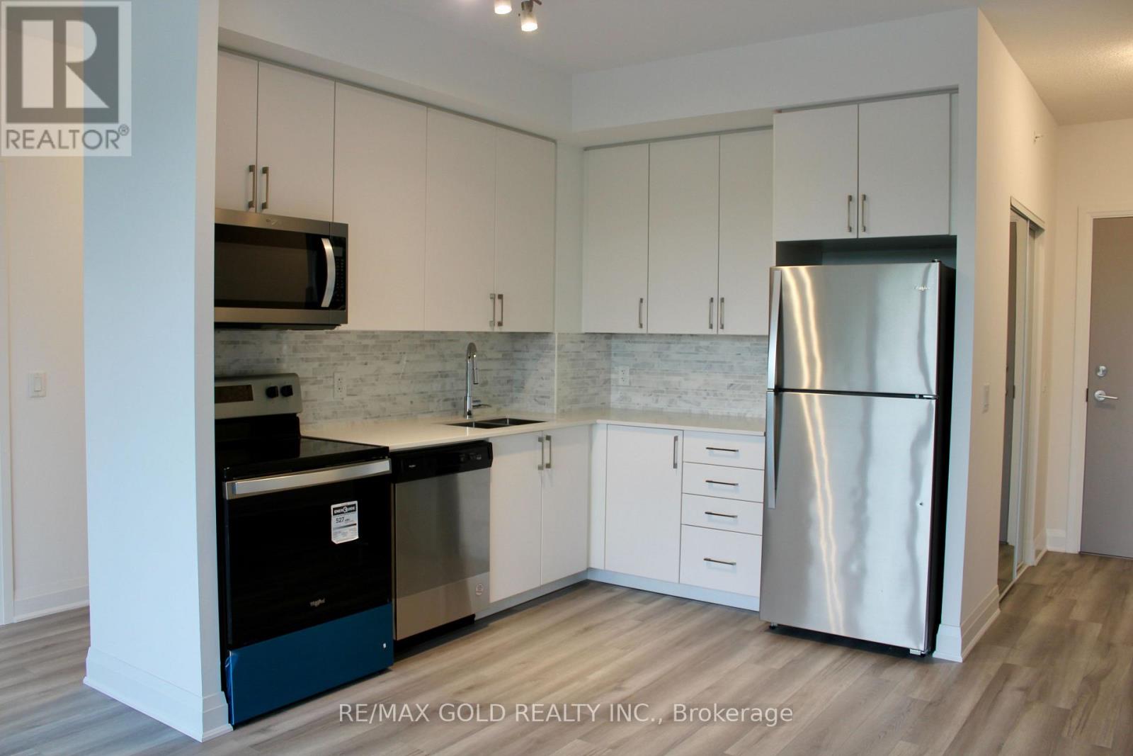 218 - 3220 Sheppard Avenue E, Toronto, Ontario  M1T 3K3 - Photo 8 - E13672020