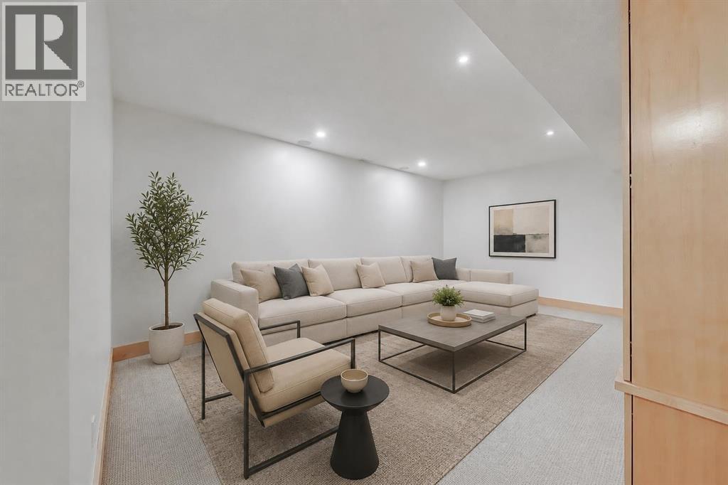 17 Somme Boulevard SW, Calgary, Alberta  T2T 6K7 - Photo 36 - A2326919