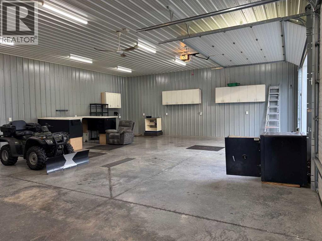 2023 20 Avenue, Bowden, Alberta  T0M 0K0 - Photo 33 - A2328766
