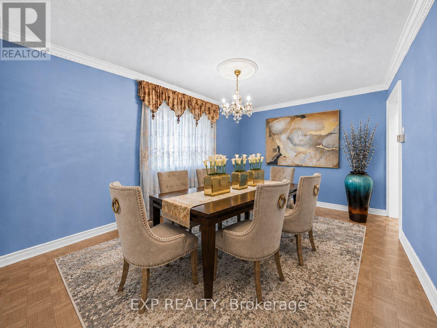 19 Springbrook Drive, Richmond Hill, Ontario  L4B 3R9 - Photo 6 - N13671804