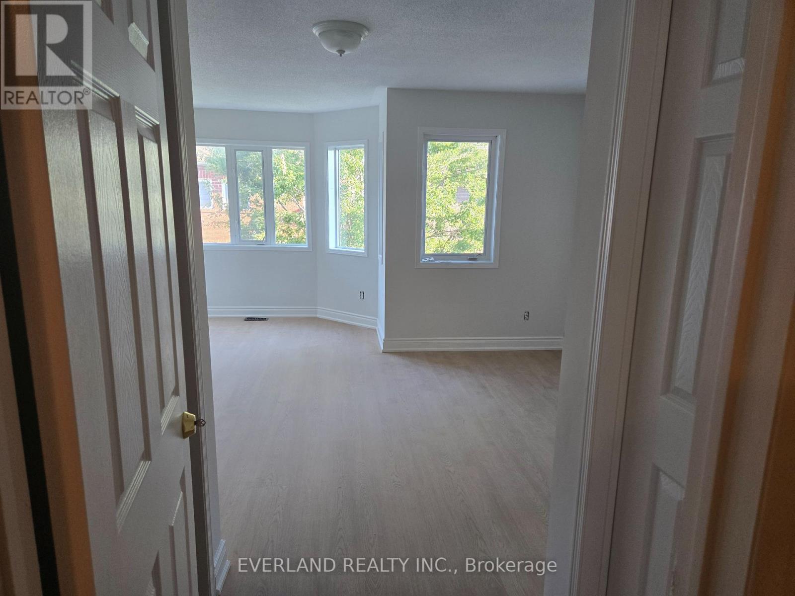 212 Maple Sugar Lane, Vaughan, Ontario  L4J 9A8 - Photo 7 - N13671856