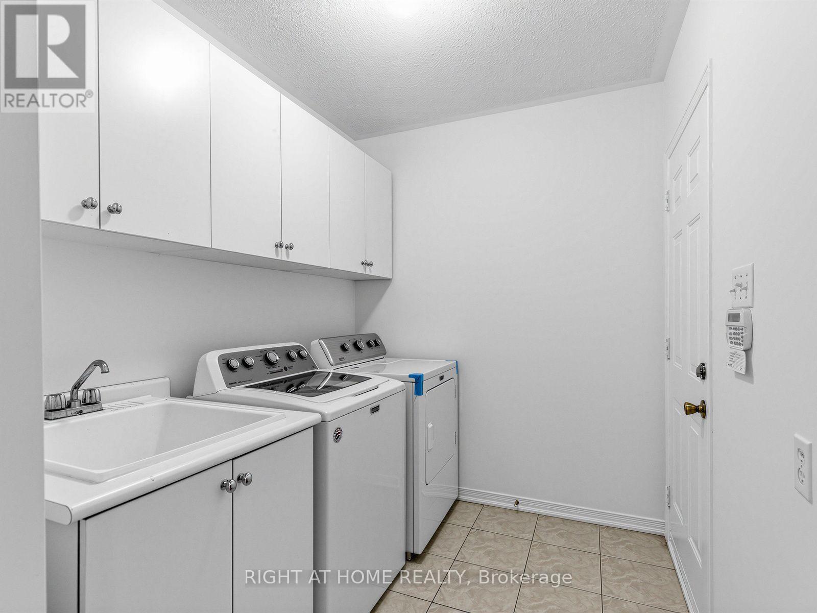81 Briarcrest Drive, Markham, Ontario  L6C 3E7 - Photo 21 - N13671896