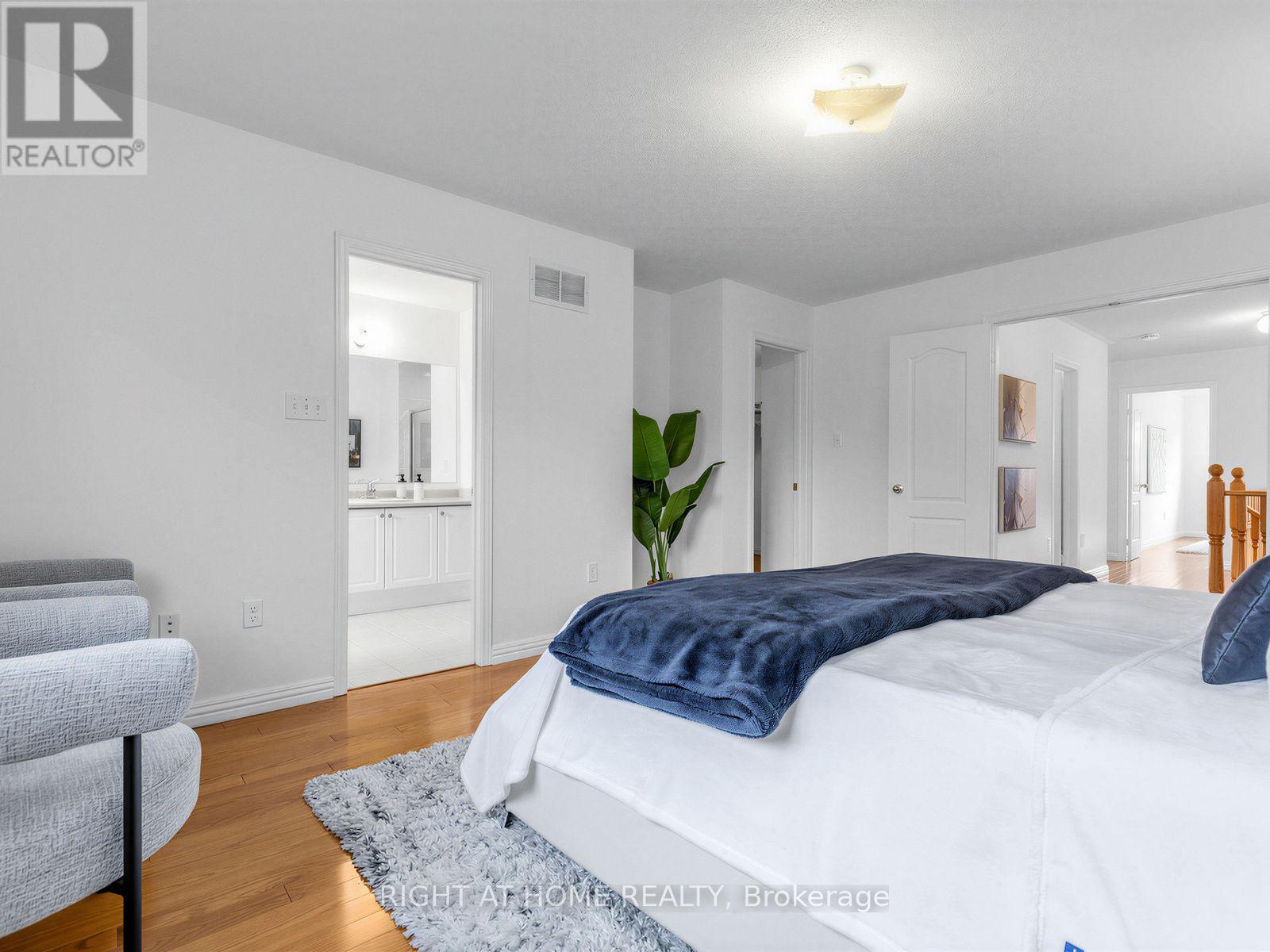 81 Briarcrest Drive, Markham, Ontario  L6C 3E7 - Photo 27 - N13671896