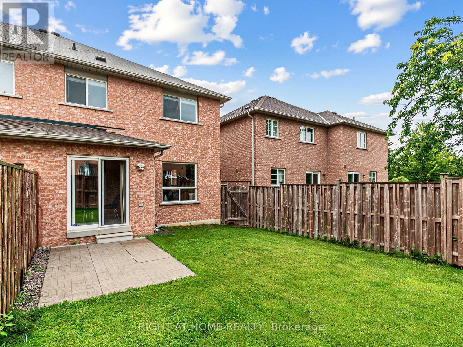 81 Briarcrest Drive, Markham, Ontario  L6C 3E7 - Photo 39 - N13671896