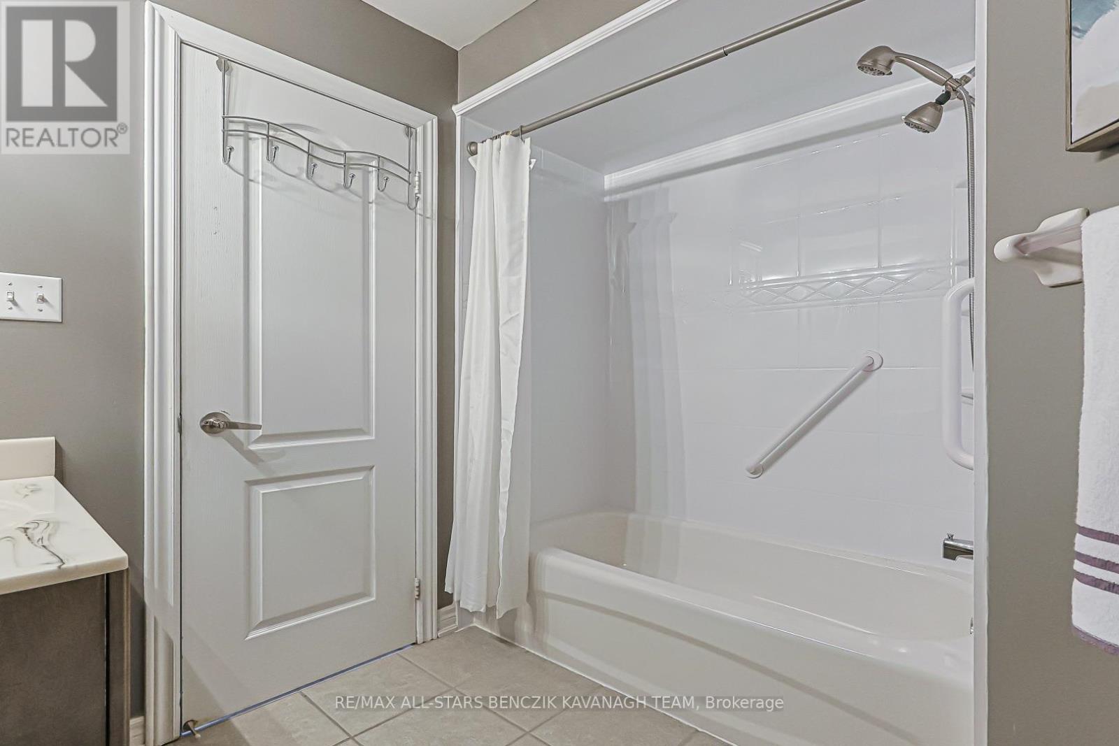57 Outlook Terrace Drive, Markham, Ontario  L6E 1J6 - Photo 24 - N13671946