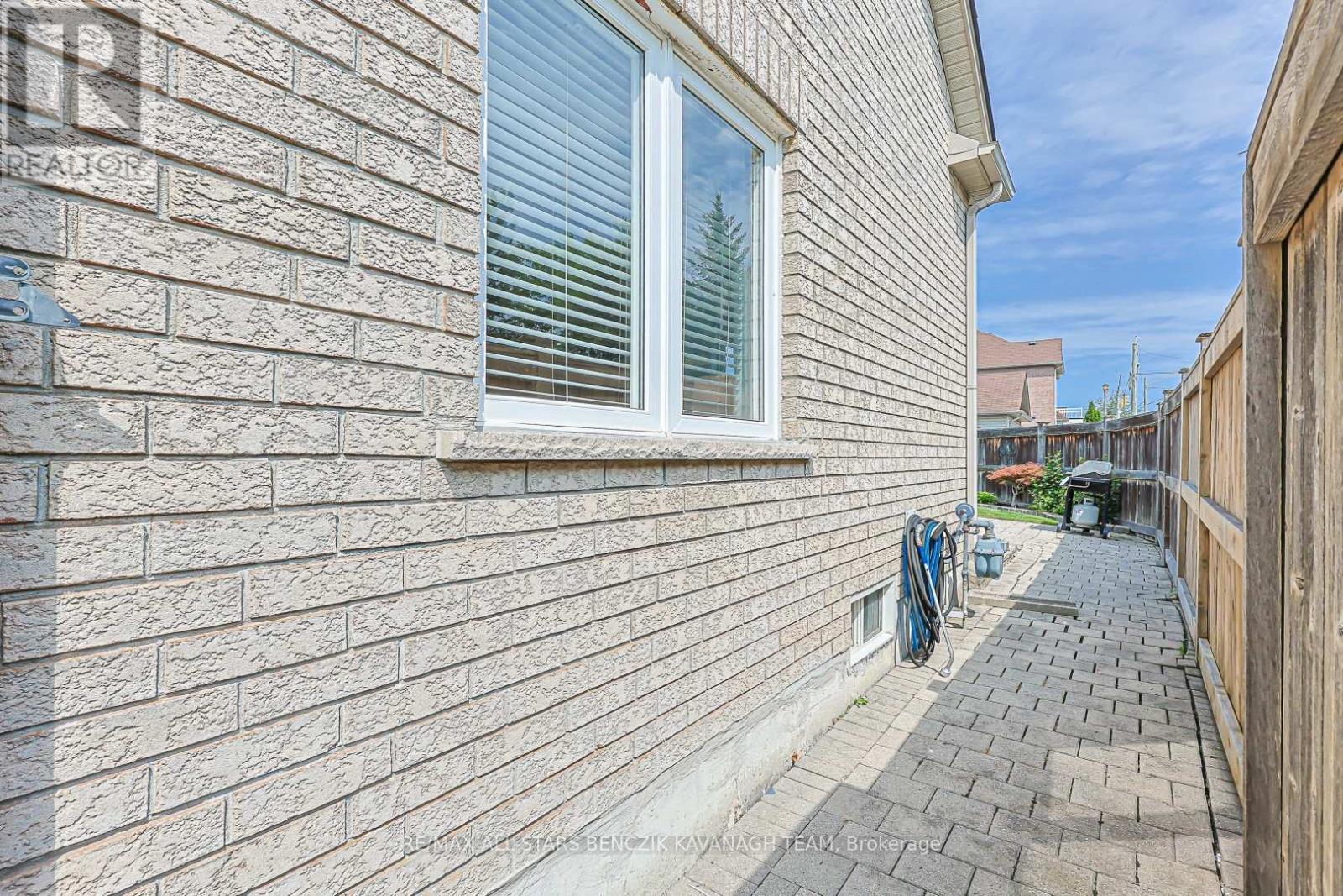 57 Outlook Terrace Drive, Markham, Ontario  L6E 1J6 - Photo 33 - N13671946