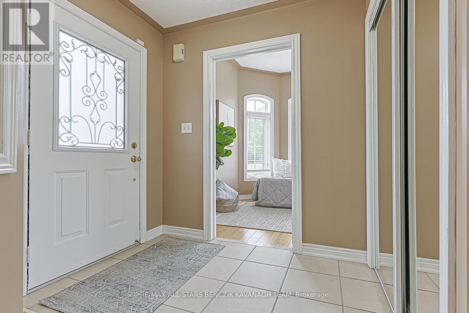 57 Outlook Terrace Drive, Markham, Ontario  L6E 1J6 - Photo 7 - N13671946