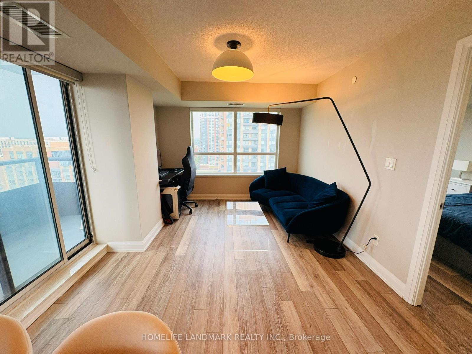 1102 - 15 Water Walk Drive, Markham, Ontario  L6G 0G2 - Photo 6 - N13671960