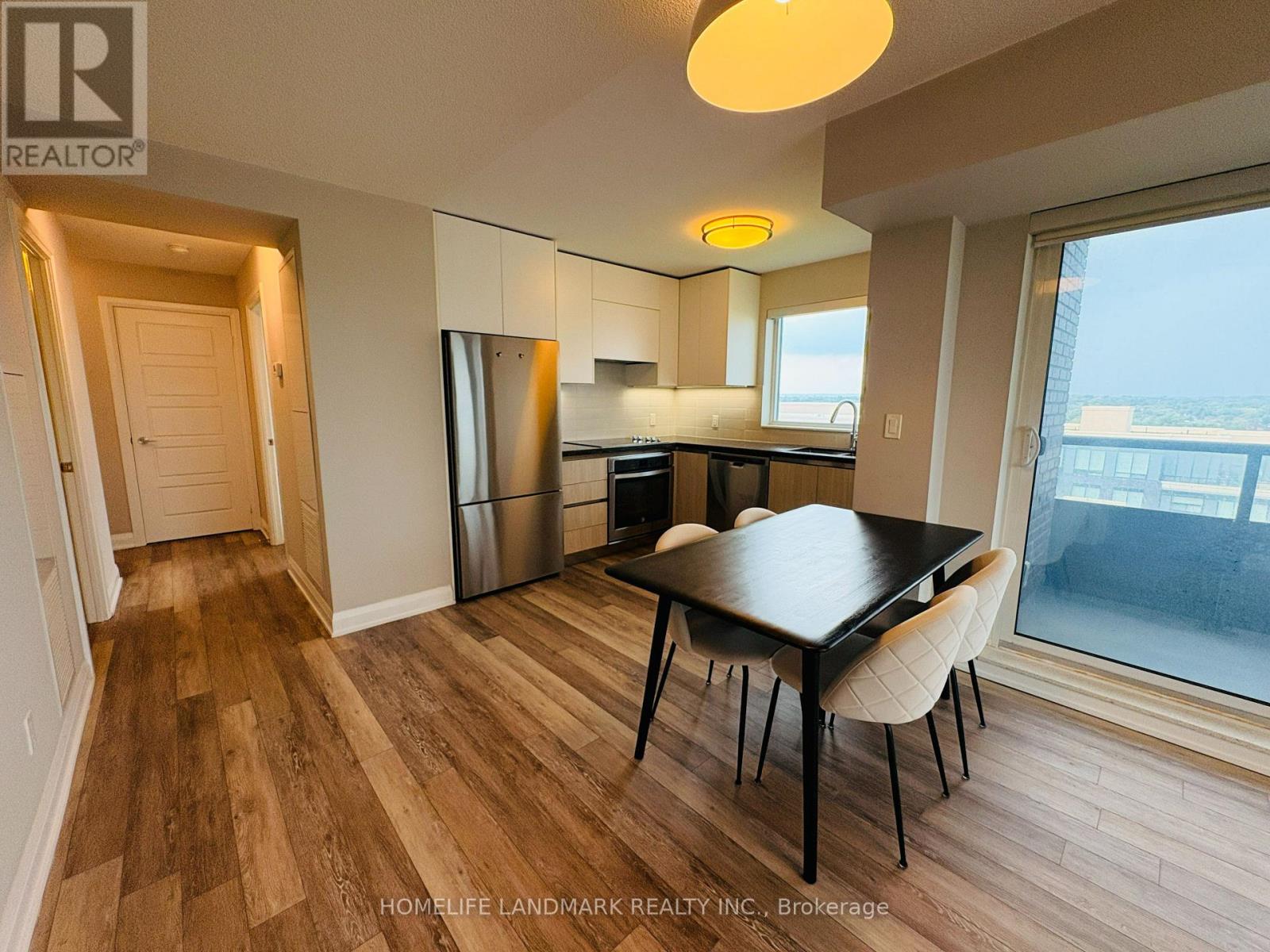 1102 - 15 Water Walk Drive, Markham, Ontario  L6G 0G2 - Photo 8 - N13671960