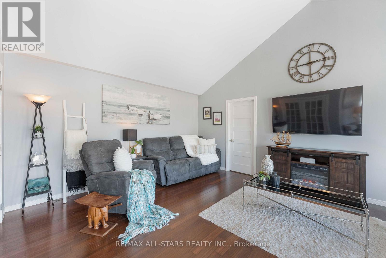 39 Franklin Beach Road, Georgina, Ontario  L0E 1L0 - Photo 7 - N13671992
