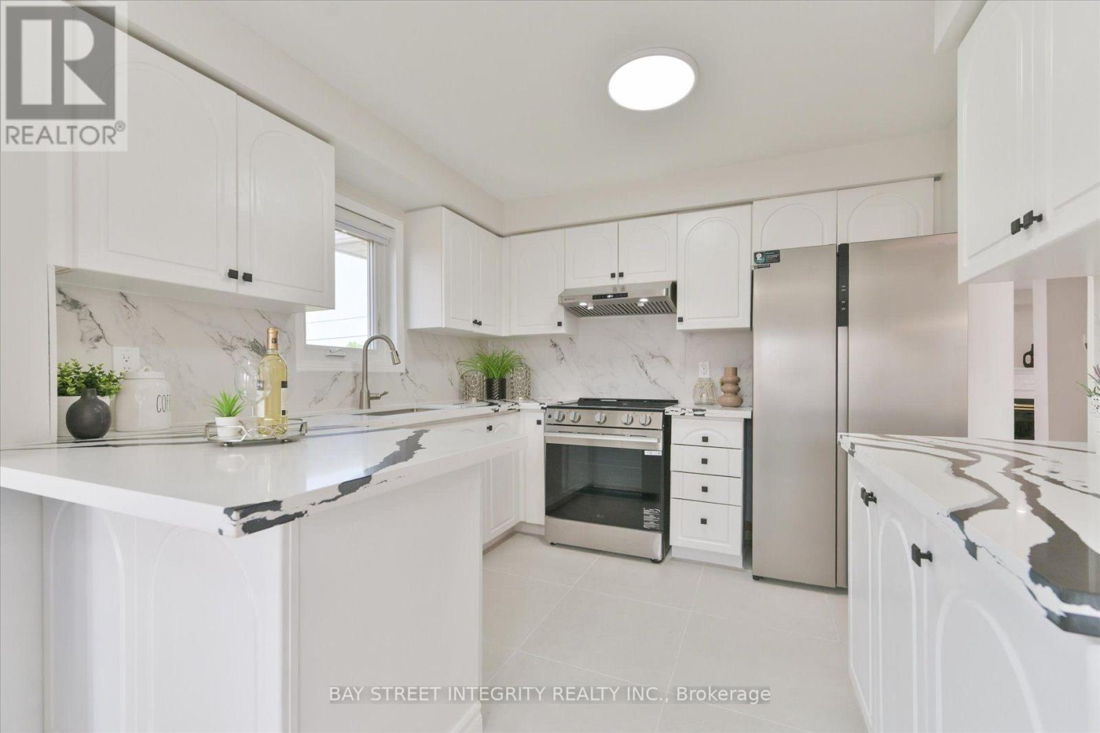 9096 Dufferin Street N, Vaughan, Ontario L4K 5M3 - Photo 16 - N13672028