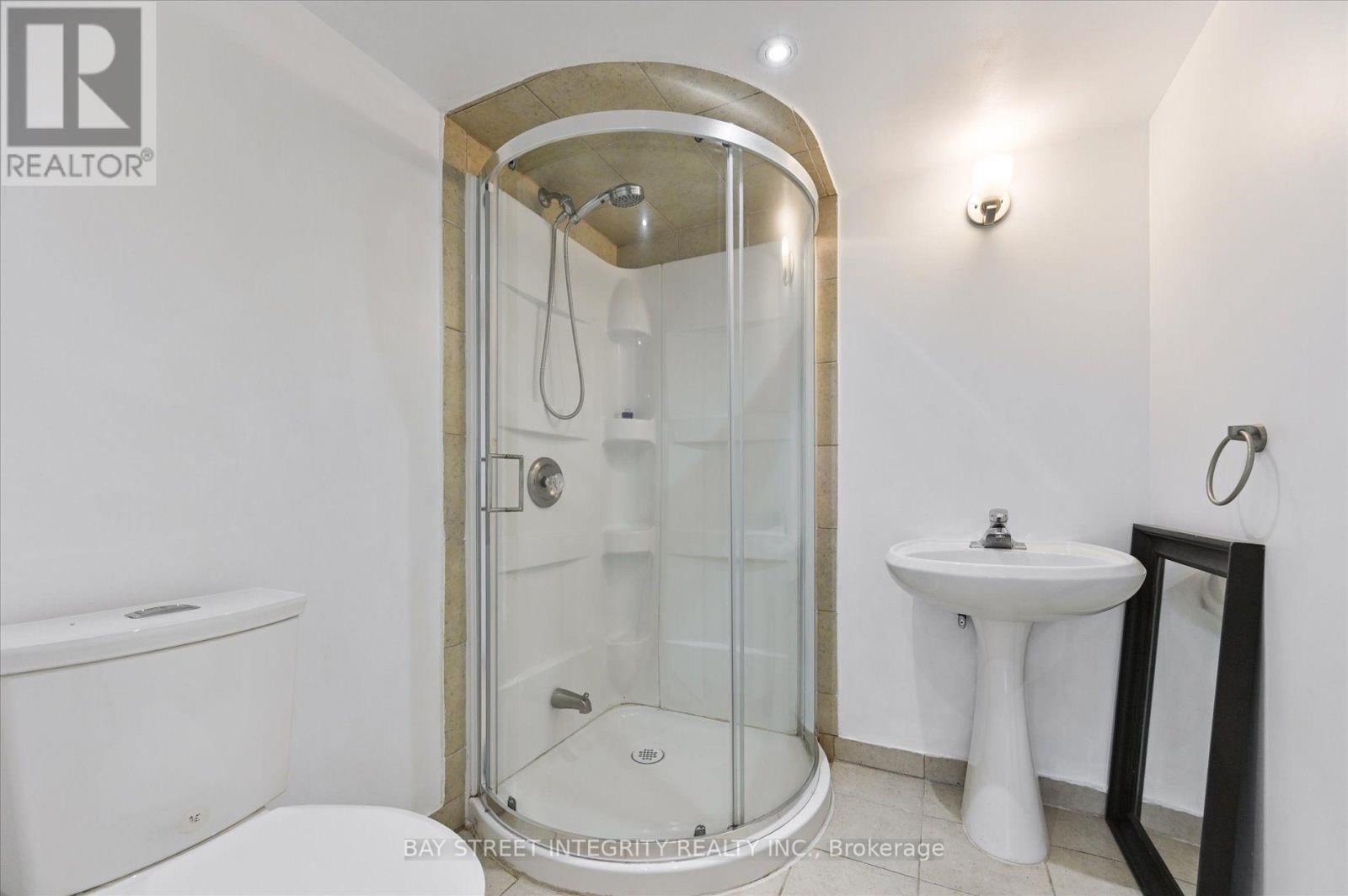 9096 Dufferin Street N, Vaughan, Ontario L4K 5M3 - Photo 35 - N13672028