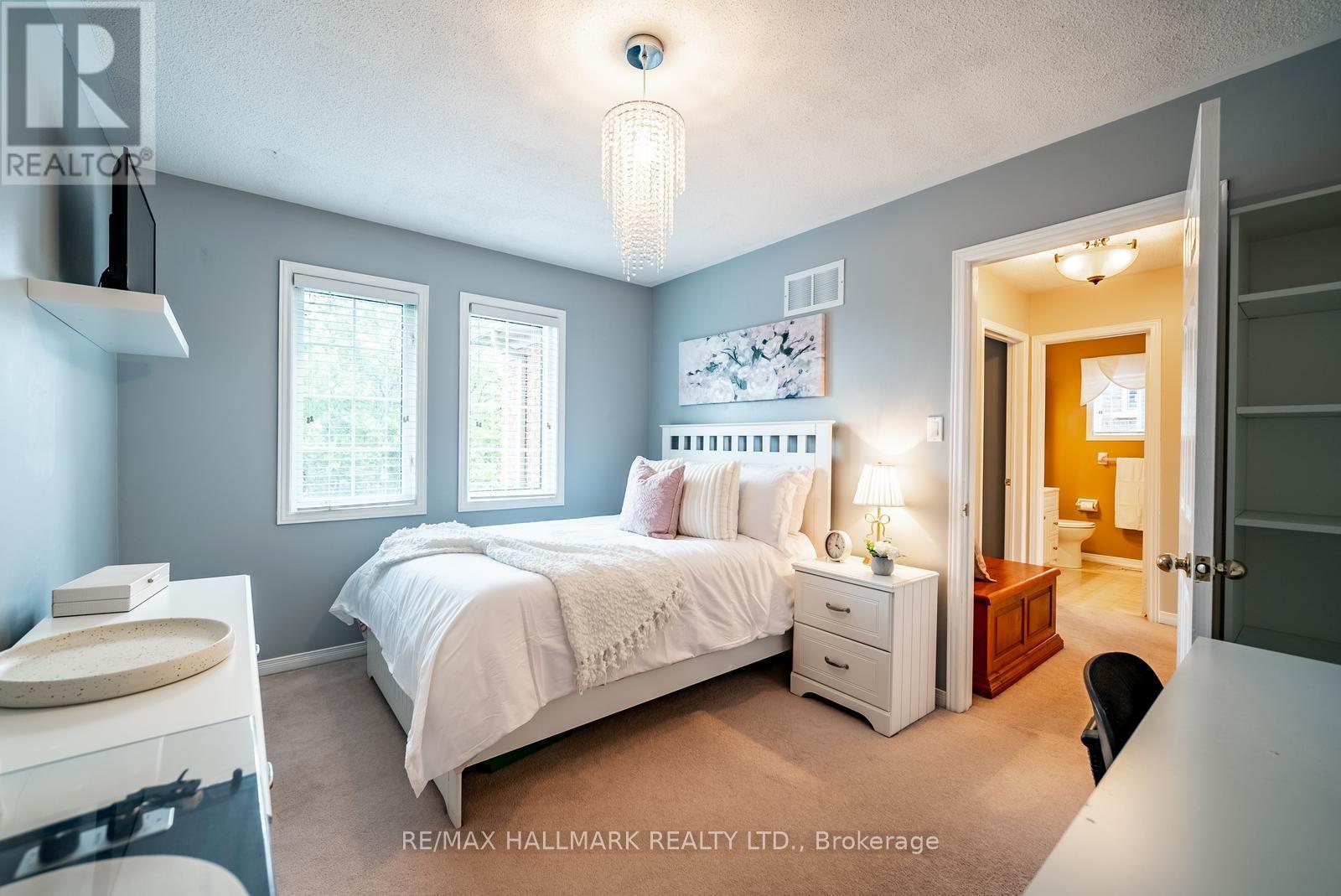 25 Starr Crescent, Aurora, Ontario L4G 7X3 - Photo 26 - N13672030