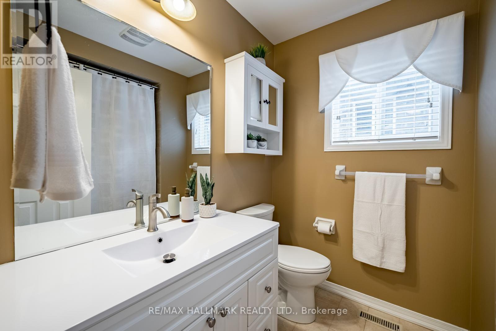 25 Starr Crescent, Aurora, Ontario L4G 7X3 - Photo 28 - N13672030