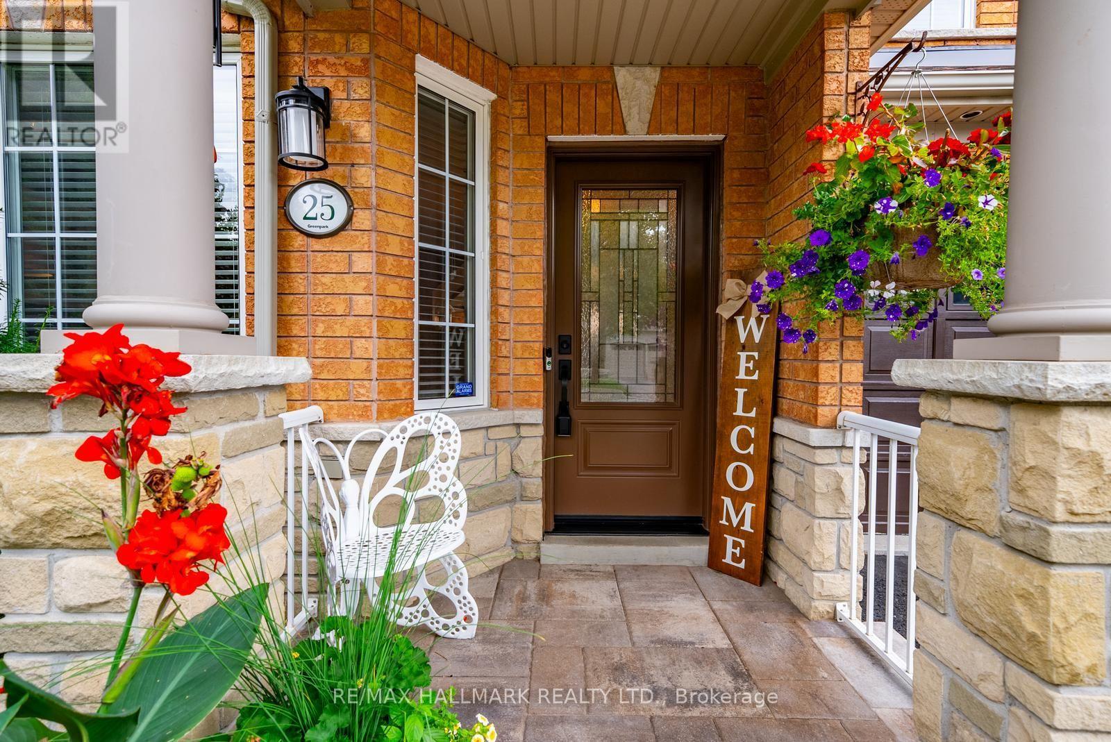 25 Starr Crescent, Aurora, Ontario L4G 7X3 - Photo 5 - N13672030