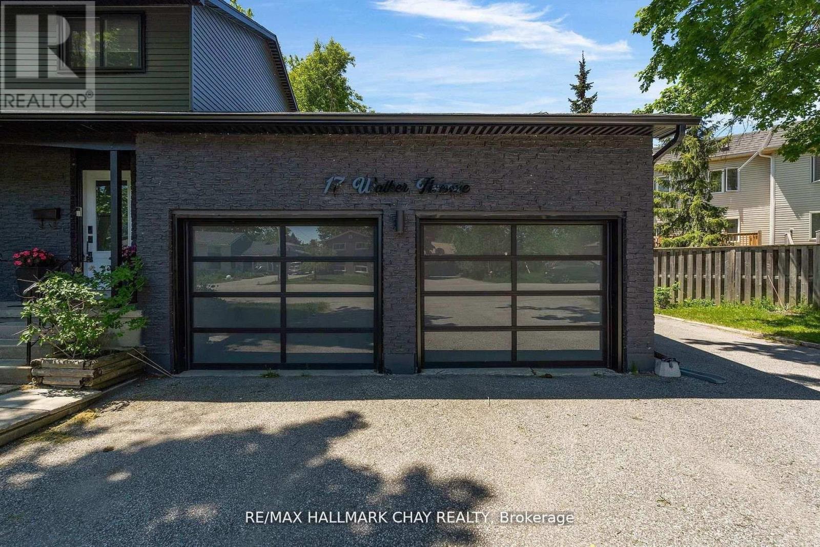 17 Walker Avenue, Orillia, Ontario  L3V 6G8 - Photo 15 - S13671826