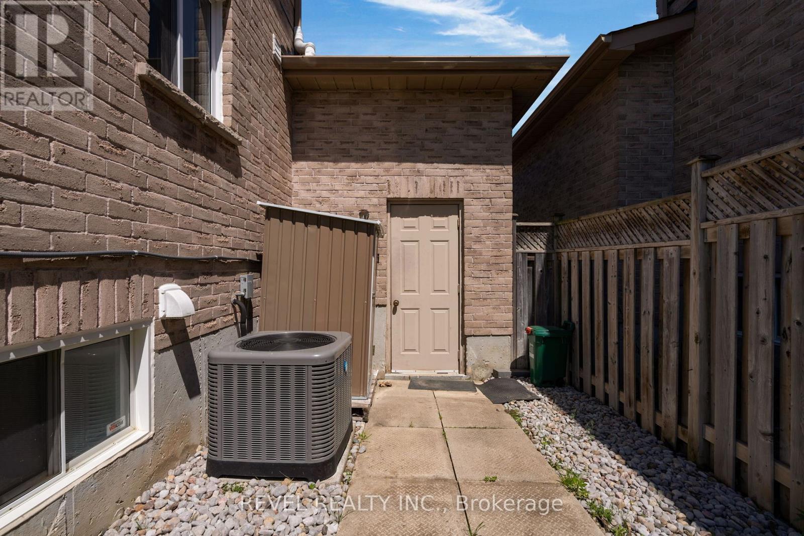 69 Stephanie Lane, Barrie, Ontario  L4N 0V9 - Photo 41 - S13671940